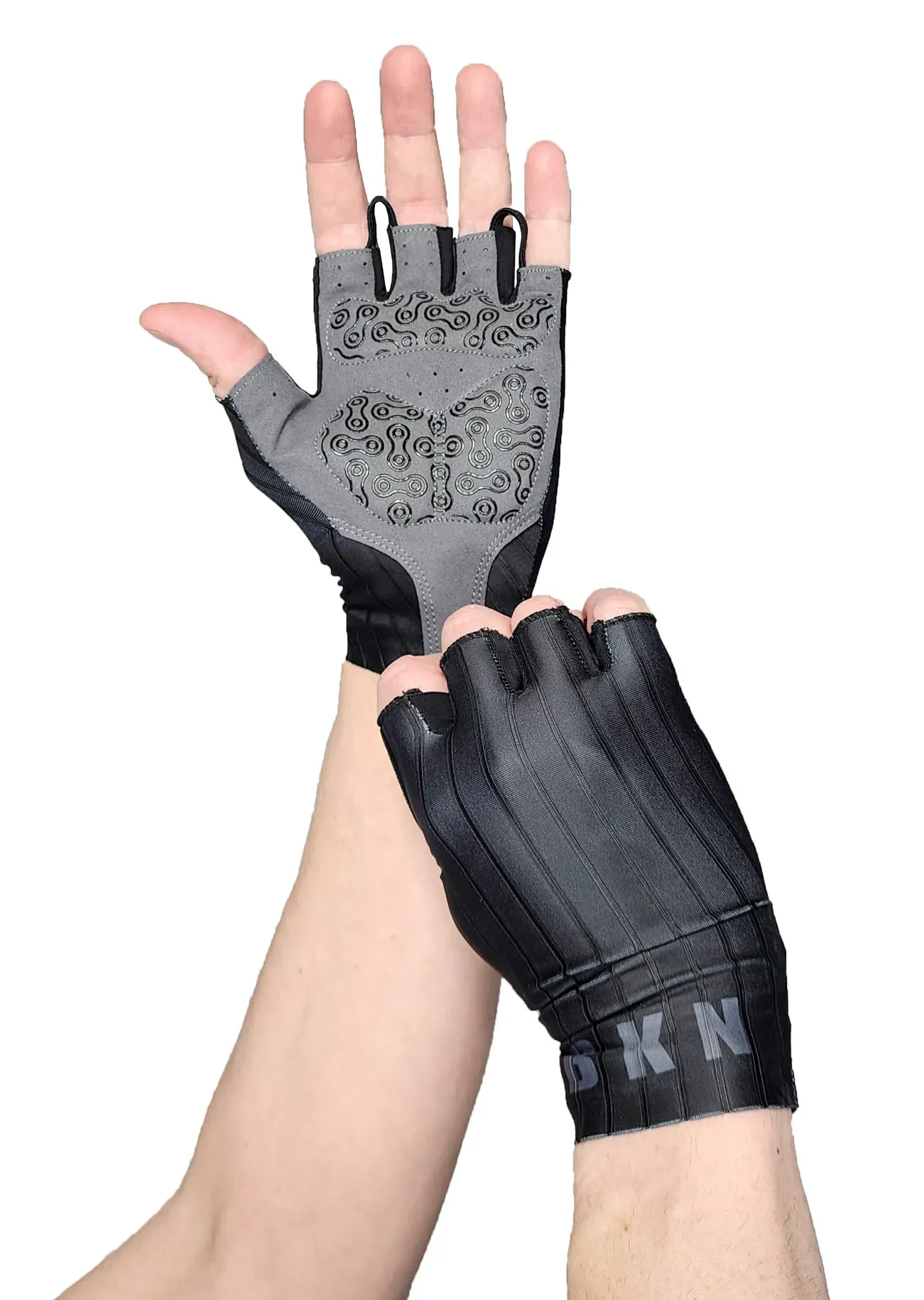 Aero-Gloves_Black_1